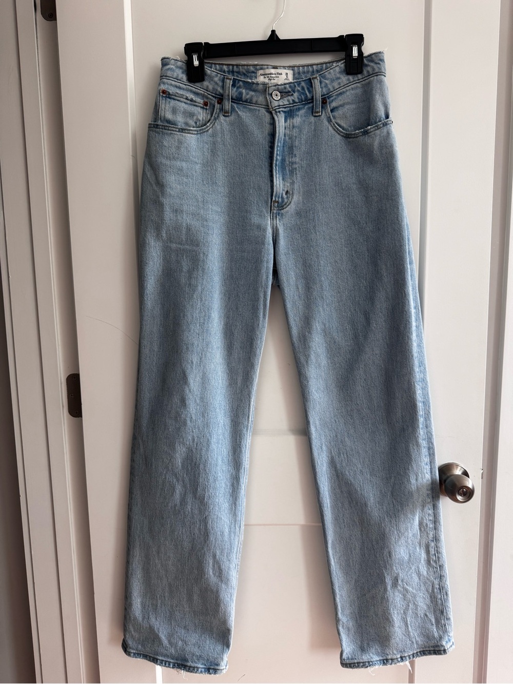 Abercrombie & Fitch 90’s Relax Jean High-Rise Women’s Jeans size 28 Curve Love